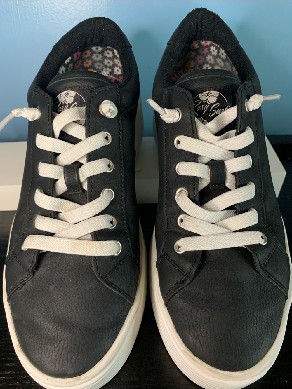 Roxy Black Sneakers with White Laces